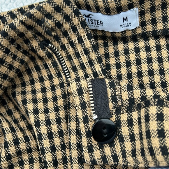 Hollister Gingham Checked Belted Skirt, Size medium - Picture 5 of 7